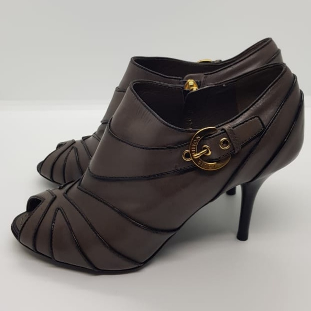 Louis Vuitton booties **RARE FIND**